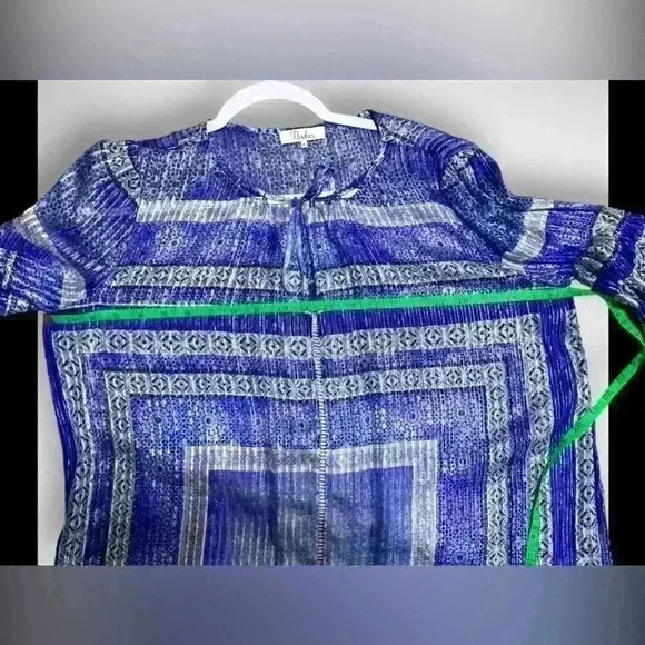 Womens Tie Front Silk Blouse by Parker Size Medium - Picture 9 of 9